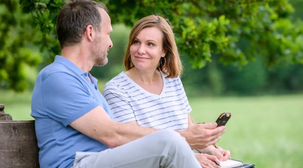 Nach Tanja Lanäus: Nächster „Sturm der Liebe“-Star nackt auf dem ...
